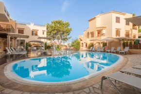 Отель Apartamentos Playa Ferrera  Кала Феррара